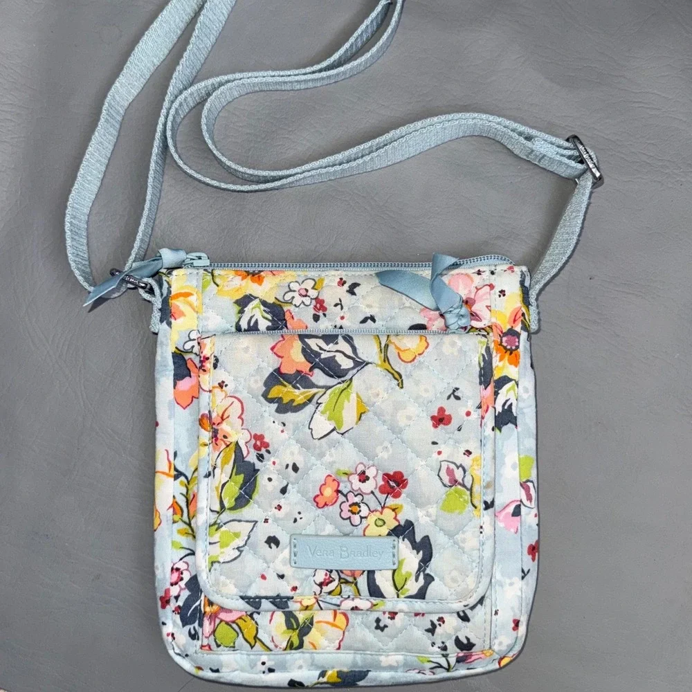 Vera Bradley Blue Floral Quilted Cotton Crossbody Bag Organizer Wallet Purse